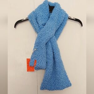 NWT Verloop taddy bears scarf Color Blue